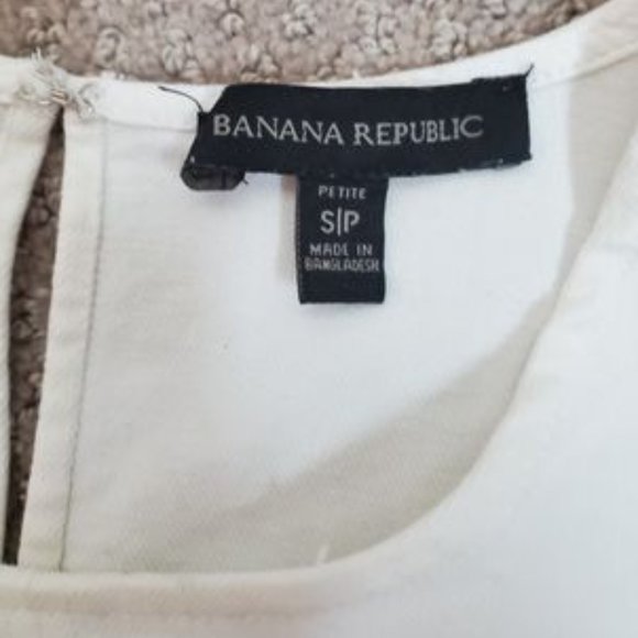 Banana Republic White Top - Picture 2 of 3